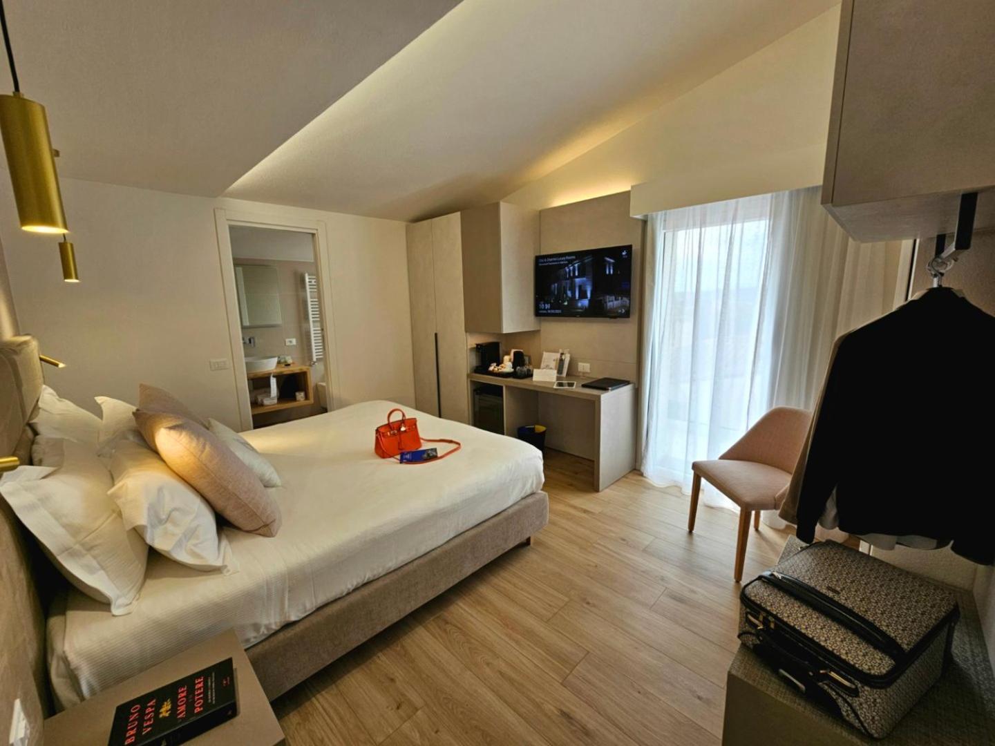 Chic & Charme Luxury Rooms Ольбия Экстерьер фото