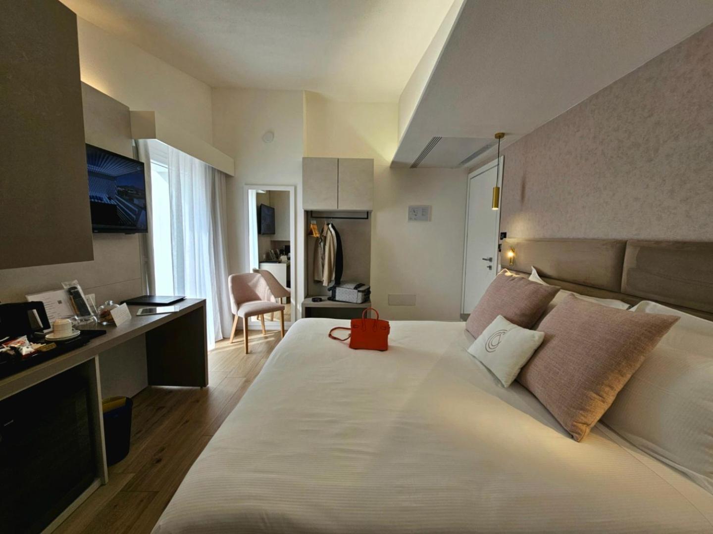 Chic & Charme Luxury Rooms Ольбия Экстерьер фото