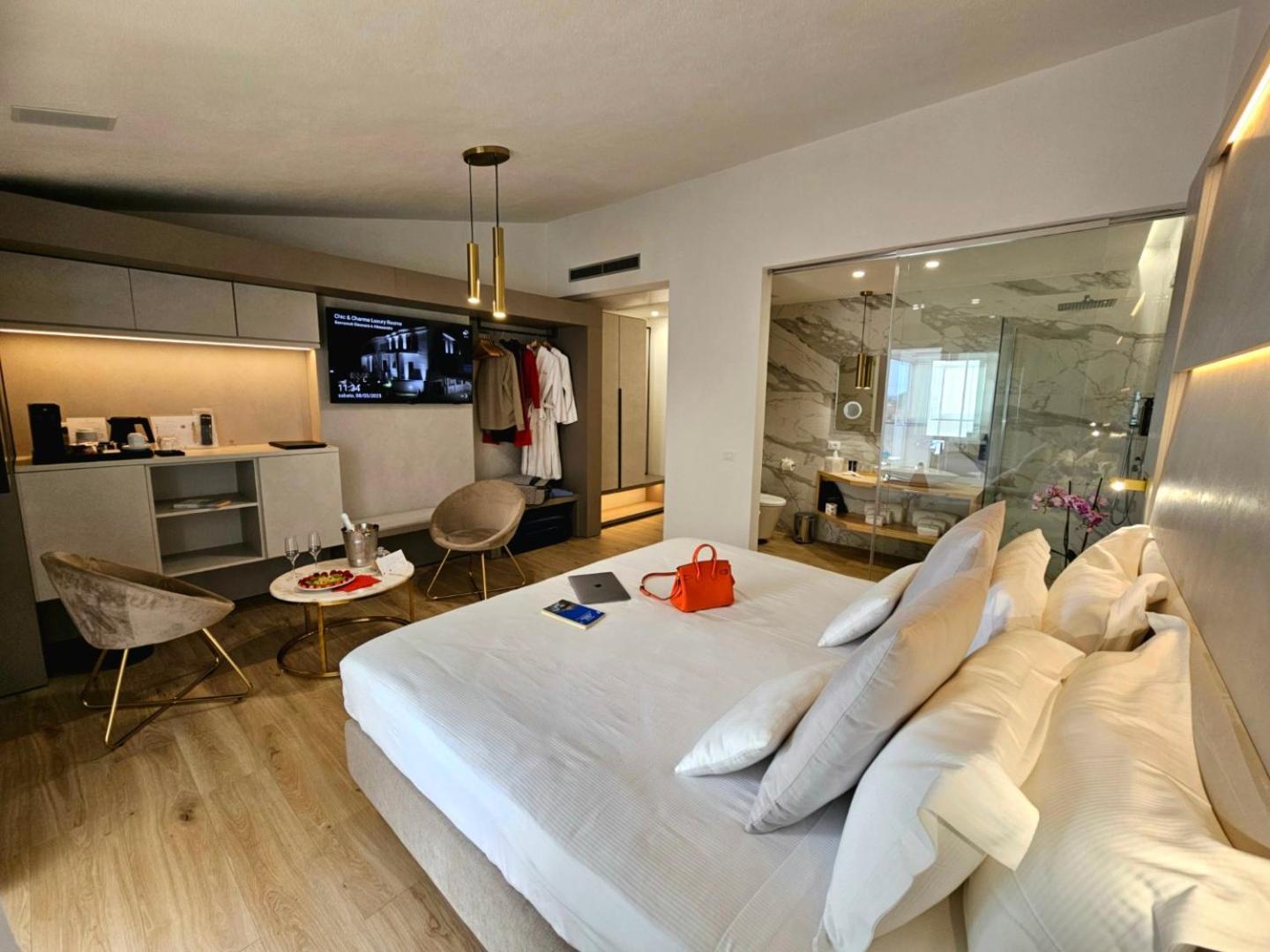 Chic & Charme Luxury Rooms Ольбия Экстерьер фото